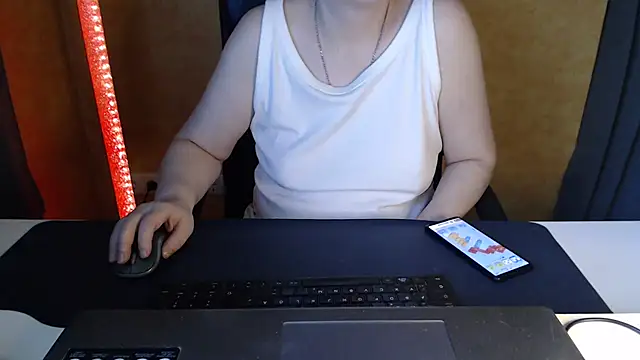 Sweet Phoenix online show from May 18, 7:46 am