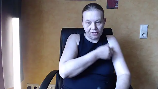 Sweet Phoenix online show from September 22, 7:14 am