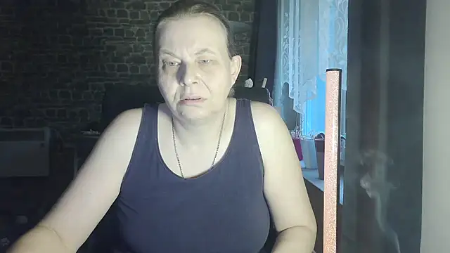 Sweet Phoenix online show from October 10, 5:30 am