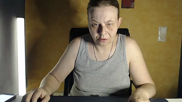 Sweet Phoenix online show from September 26, 4:41 am