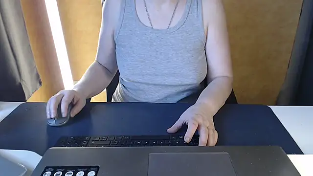 Sweet Phoenix online show from March 8, 7:44 am