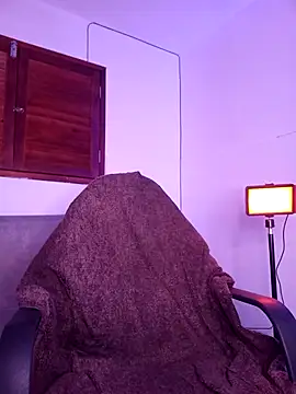 Joylopez fit online show from November 17, 3:27 pm