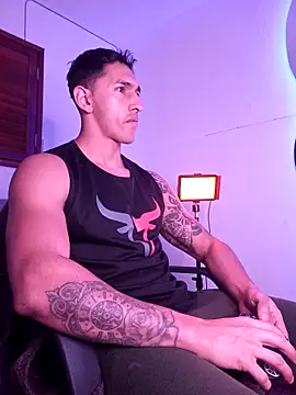 Joylopez fit online show from November 22, 1:32 pm