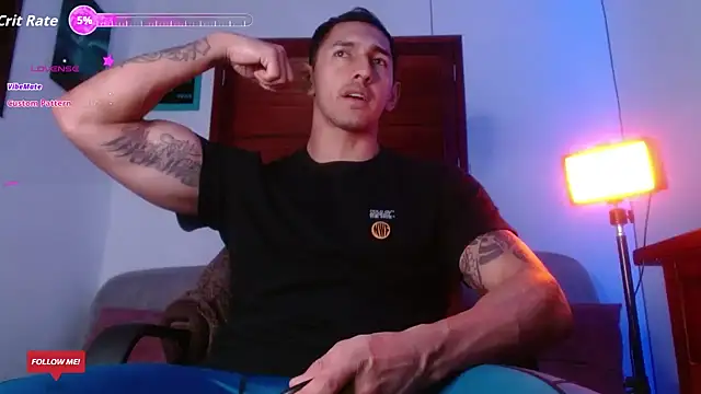 Joylopez fit online show from October 16, 1:08 pm