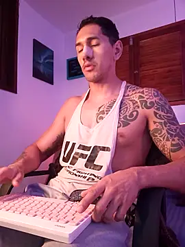 Joylopez fit online show from February 16, 11:42 am