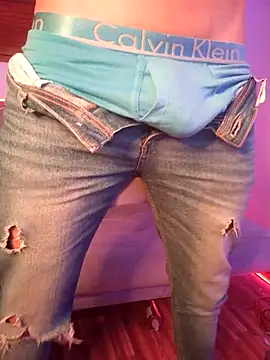 Joylopez fit online show from April 19, 6:10 pm