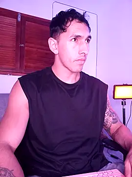 Joylopez fit online show from November 26, 1:44 pm