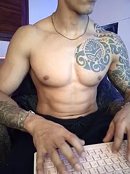 Snapshot of Joylopez_fit chatting on June 11, 2:58 pm Joylopez fit online show from June 11, 2:58 pm