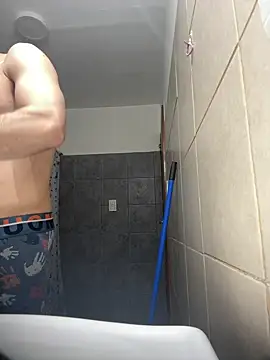 Snapshot of xanaxlil68 chatting on January 2, 6:18 am xanaxlil68 online show from January 2, 6:18 am