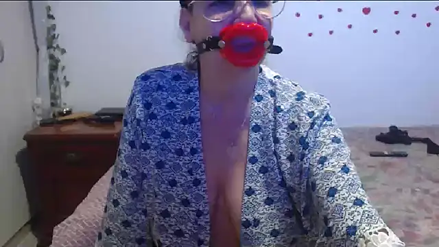 milchanel online show from February 3, 6:40 am