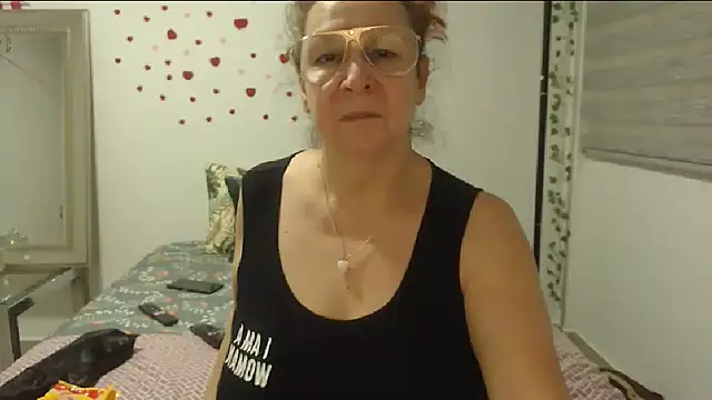 milchanel online show from February 20, 12:07 am