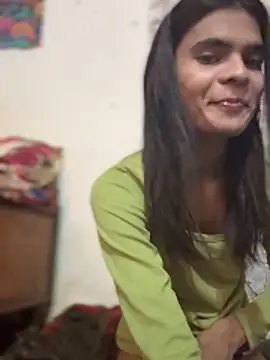 Snapshot of Enna_Zarza_ chatting on June 7, 6:29 am Enna Zarza online show from June 7, 6:29 am