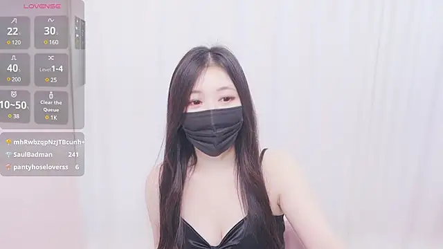 Snapshot of rosepink77 chatting on February 22, 1:57 pm rosepink77 online show from February 22, 1:57 pm