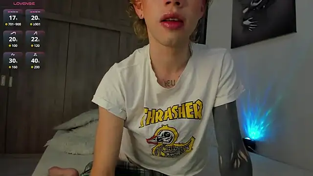 Henophiid online show from October 25, 10:58 am