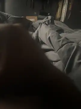 Snapshot of MaskedNutterr chatting on February 5, 6:04 pm MaskedNutterr online show from February 5, 6:04 pm