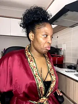 Thando04 online show from September 13, 12:05 pm