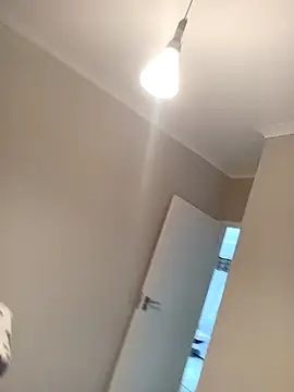 Thando04 online show from February 4, 7:33 pm