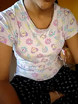 Snapshot of lovelygirl4567 chatting on March 22, 5:39 am lovelygirl4567 online show from March 22, 5:39 am