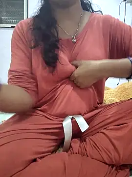 lovelygirl4567 online show from May 4, 3:37 pm