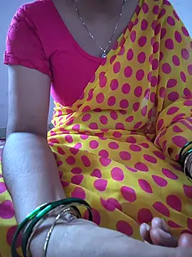 lovelygirl4567 online show from May 26, 7:06 am