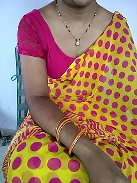 Snapshot of lovelygirl4567 chatting on June 10, 5:41 am lovelygirl4567 online show from June 10, 5:41 am