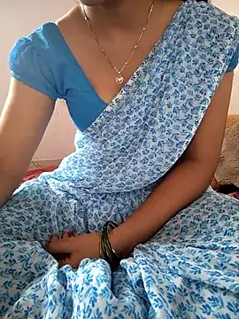 lovelygirl4567 online show from May 18, 5:34 am