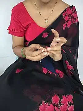 Snapshot of lovelygirl4567 chatting on June 7, 5:45 am lovelygirl4567 online show from June 7, 5:45 am