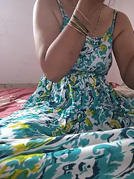 lovelygirl4567 online show from May 14, 6:10 am