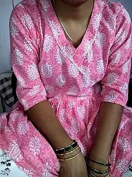 lovelygirl4567 online show from February 2, 5:39 am