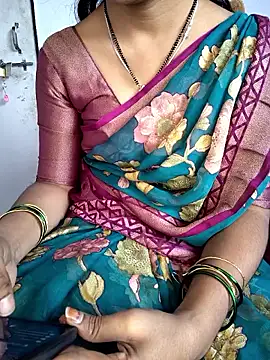 lovelygirl4567 online show from January 12, 4:30 am