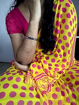 lovelygirl4567 online show from February 12, 5:51 am