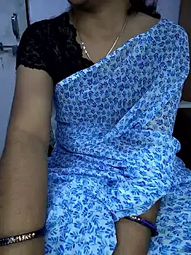 lovelygirl4567 online show from February 15, 2:27 pm