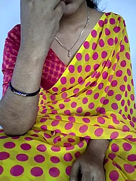 lovelygirl4567 online show from February 28, 4:34 am