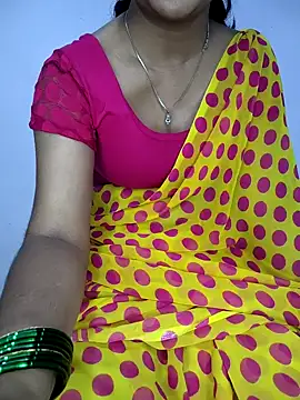 lovelygirl4567 online show from April 4, 6:03 pm