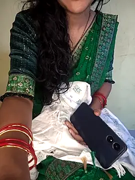 Snapshot of lovelygirl4567 chatting on September 24, 7:04 am lovelygirl4567 online show from September 24, 7:04 am