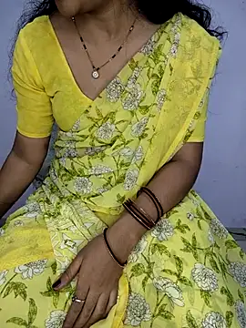 Snapshot of lovelygirl4567 chatting on July 7, 3:04 pm lovelygirl4567 online show from July 7, 3:04 pm