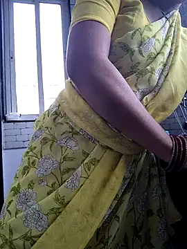 Snapshot of lovelygirl4567 chatting on July 8, 3:41 am lovelygirl4567 online show from July 8, 3:41 am