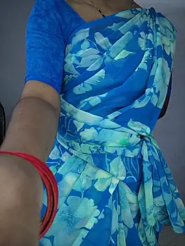 Snapshot of lovelygirl4567 chatting on July 6, 3:35 am lovelygirl4567 online show from July 6, 3:35 am
