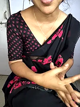 lovelygirl4567 online show from November 27, 6:25 am