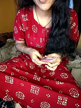 Snapshot of lovelygirl4567 chatting on October 10, 6:03 am lovelygirl4567 online show from October 10, 6:03 am