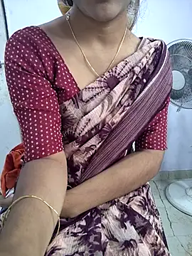 lovelygirl4567 online show from October 30, 6:55 am