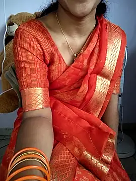 lovelygirl4567 online show from November 18, 4:49 am