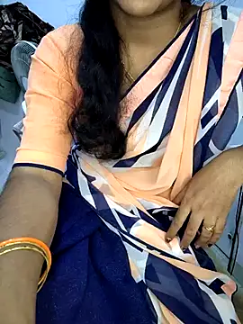 lovelygirl4567 online show from December 2, 4:41 pm