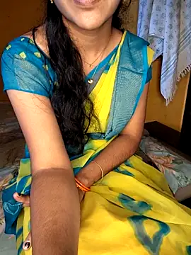Snapshot of lovelygirl4567 chatting on October 13, 6:04 am lovelygirl4567 online show from October 13, 6:04 am
