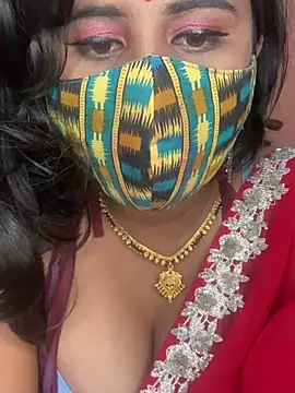 Snapshot of Lovely-Shivani chatting on February 24, 5:20 pm Lovely-Shivani online show from February 24, 5:20 pm