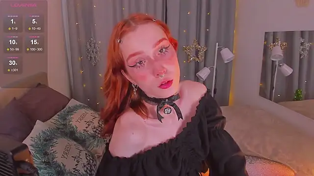 Snapshot of Iris_Pastels chatting on January 8, 12:06 am Iris Pastels online show from January 8, 12:06 am