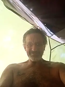 Snapshot of Cloudin_around chatting on October 22, 12:48 pm Cloudin around online show from October 22, 12:48 pm