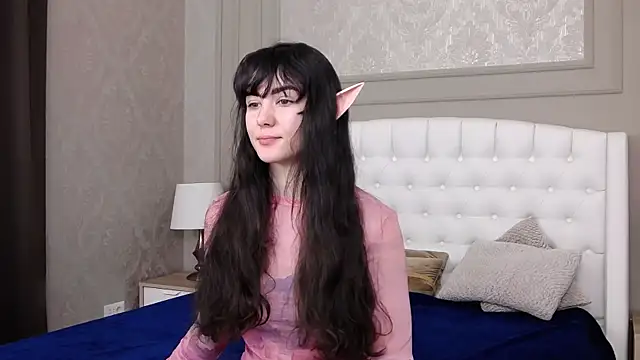 Snapshot of Little__Iris chatting on March 9, 4:27 am Little Iris online show from March 9, 4:27 am