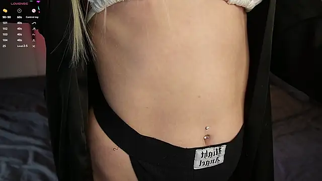 Snapshot of RandiHawkinson chatting on January 8, 1:31 pm RandiHawkinson online show from January 8, 1:31 pm