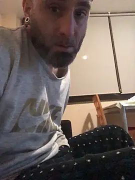 josueswvillaA1 online show from November 14, 8:56 pm